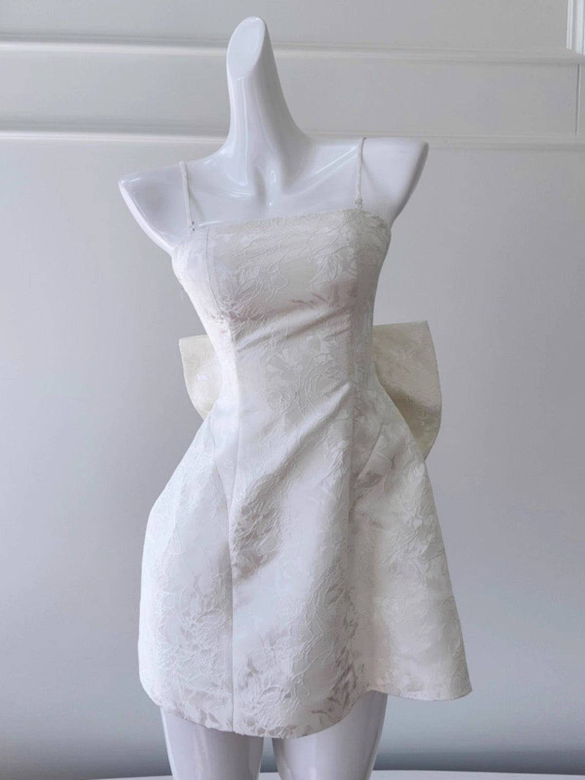 Aesthetic A line Spaghetti Straps White Floral Printed Pattern Formal Mini Homecoming Dress Short Cocktail Outfits Graduation Dress Hoco Dress DH2196