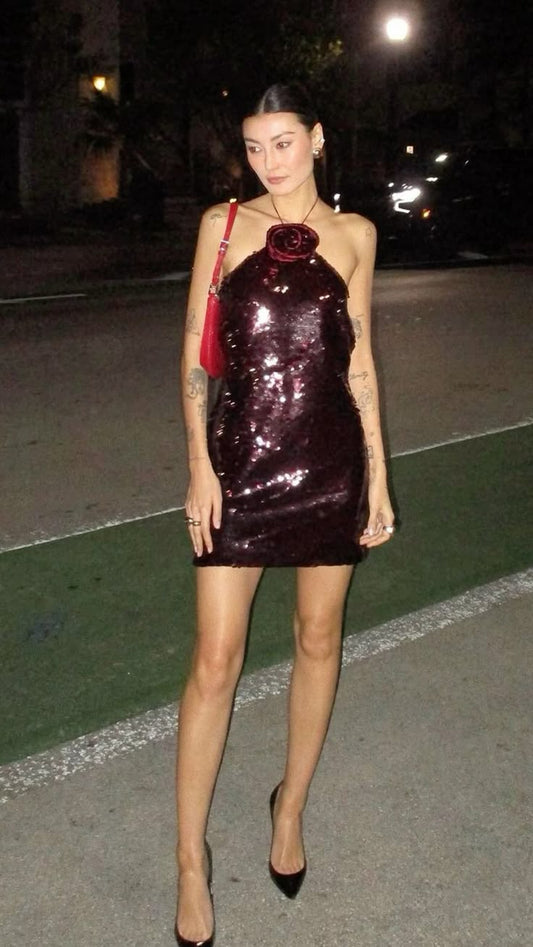 Sexy Sheath Halter Burgundy Sequin Short Formal Homecoming Dress Middle School Short 16th Birthday Outfits Graduation Dress Cocktail Dresses DH2232