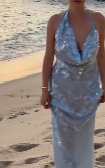 Elegant Mermaid Halter Light Green Sequin Long Prom Dresses Party Dress 21st Birthday Outfits Graduation Dresses DH2265