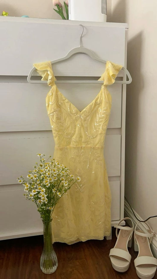 Pretty A line V Neck Yellow Sequin Formal Homecoming Dresses Short 21st Birthday Outfits Graduation Dress Mini Cocktail Dresses DH2270