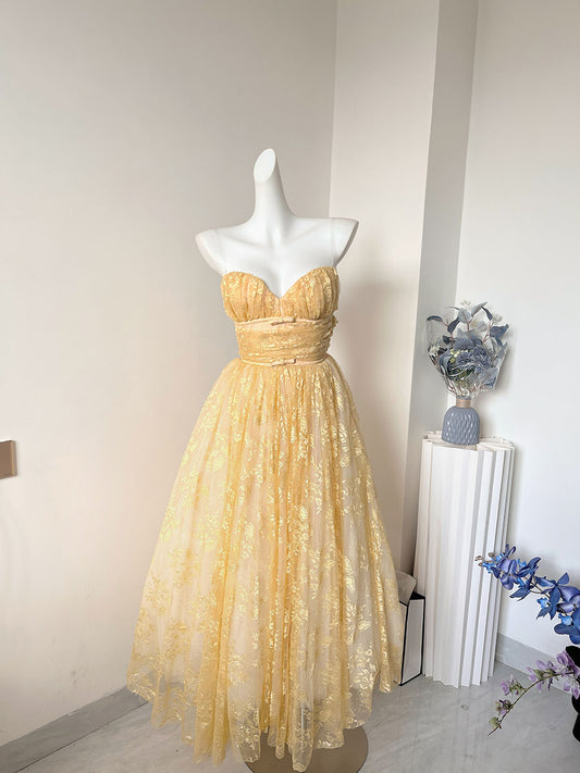 Jolie robe de soirée jaune en dentelle, coupe trapèze, décolleté en cœur, tenue de soirée, de remise de diplôme, de cocktail, DH2463