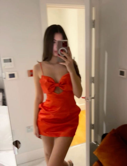 Jolie robe fourreau à bretelles spaghetti en satin, tenue de soirée formelle pour 21e anniversaire, robe de remise de diplôme, robe de cocktail courte et courte DH2487