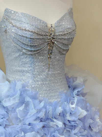 Robe de bal mignonne en tulle bleu ciel clair, décolleté en cœur, courte, mini, formelle, pour le bal de fin d'année, pour le collège, tenues Hoco DH2558