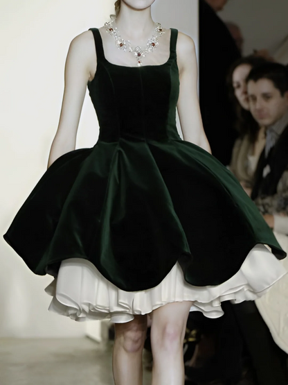 Cute Ball Gown Square Dark Green Velvet Short Mini Formal 8th Grade Homecoming Dresses Middle School Cocktail Dress Hoco Outfits DH2559