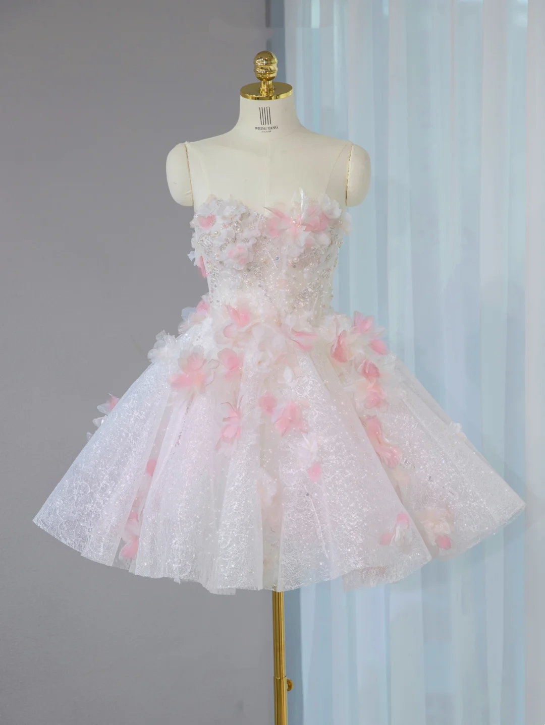 Robe de bal princesse en tulle rose clair, décolleté en cœur, courte, mini, formelle, pour le bal de fin d'année, pour le collège, tenues Hoco DH2563