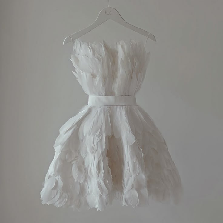 Pretty A line Strapless Feathers Short Formal 8th Grade Homecoming Dresses Summer Middle School Hoco Dress Homecoming Outfits DH269