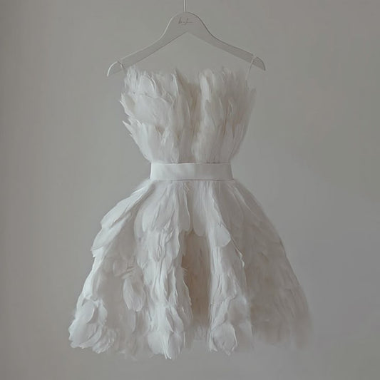 Pretty A line Strapless Feathers Short Formal 8th Grade Homecoming Dresses Summer Middle School Hoco Dress Homecoming Outfits DH269