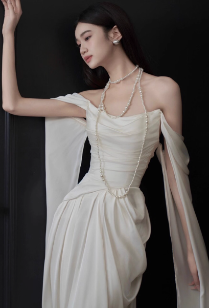 Ivory Off-shoulder Sheath Evening Gowns Simple Chiffon Formal Dresses Elegant Sleeveless Long Prom Dresses  DH2700