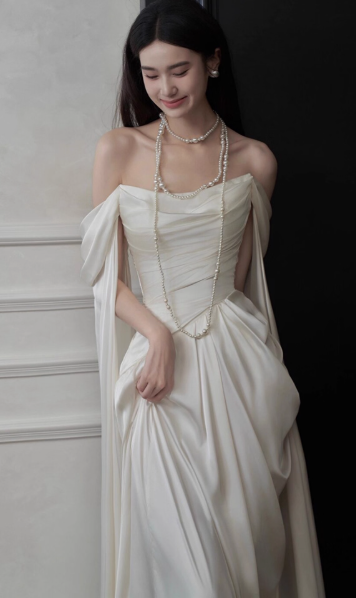 Ivory Off-shoulder Sheath Evening Gowns Simple Chiffon Formal Dresses Elegant Sleeveless Long Prom Dresses  DH2700