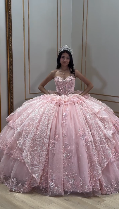 Gorgeous Pink Sweetheart Tulle Long Ball Gown Sweet Lace Applique 16th Birthday Dress Cute Beaded Quinceanera Dress DH2739