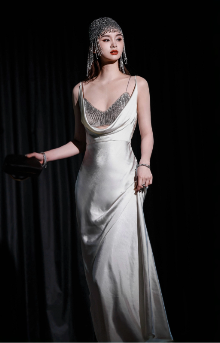 Elegant White Spaghetti Strap Long Evening Gown Sheath 20th Birthday Dress Satin Sparkly Graduation Dresses Formal Dress DH2752