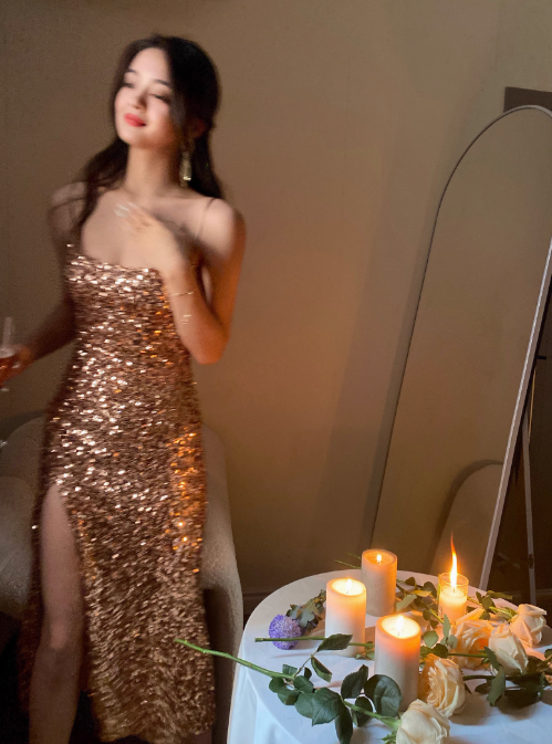 Sparkly Gold Spaghetti Strap Long Evening Gown Sheath 18th Birthday Dress Elegant Sequins Formal Dress Party Dress  DH2753