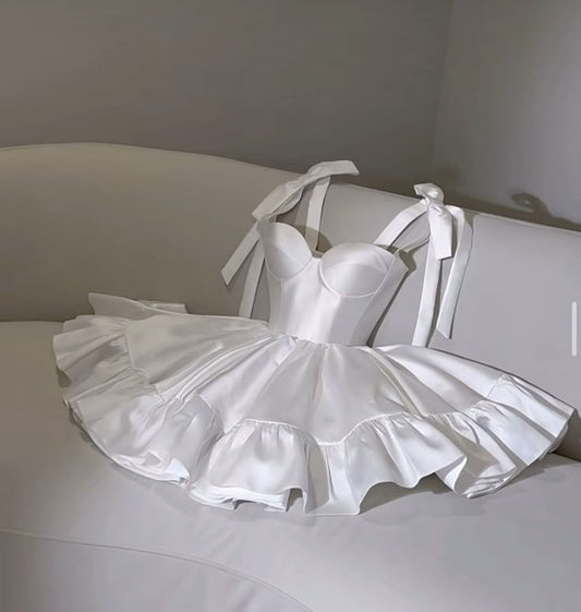 Cute A line Spaghetti Straps Satin Formal 8th Grade Homecoming Dresses White Summer Middle School Hoco Dress Homecoming Outfits DH36