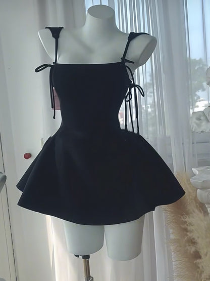 Trendy A Line Spaghetti Straps White Black Satin Mini Short Formal 8th Grade Homecoming Dresses Summer Middle School Hoco Dress Homecoming Outfits DH421