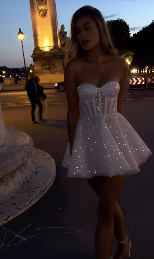 Fancy Short Hoco Dresses A line Sweetheart Mini Formal 8th Grade Homecoming Dresses Summer Middle School White Sequin Homecoming Outfits DH45