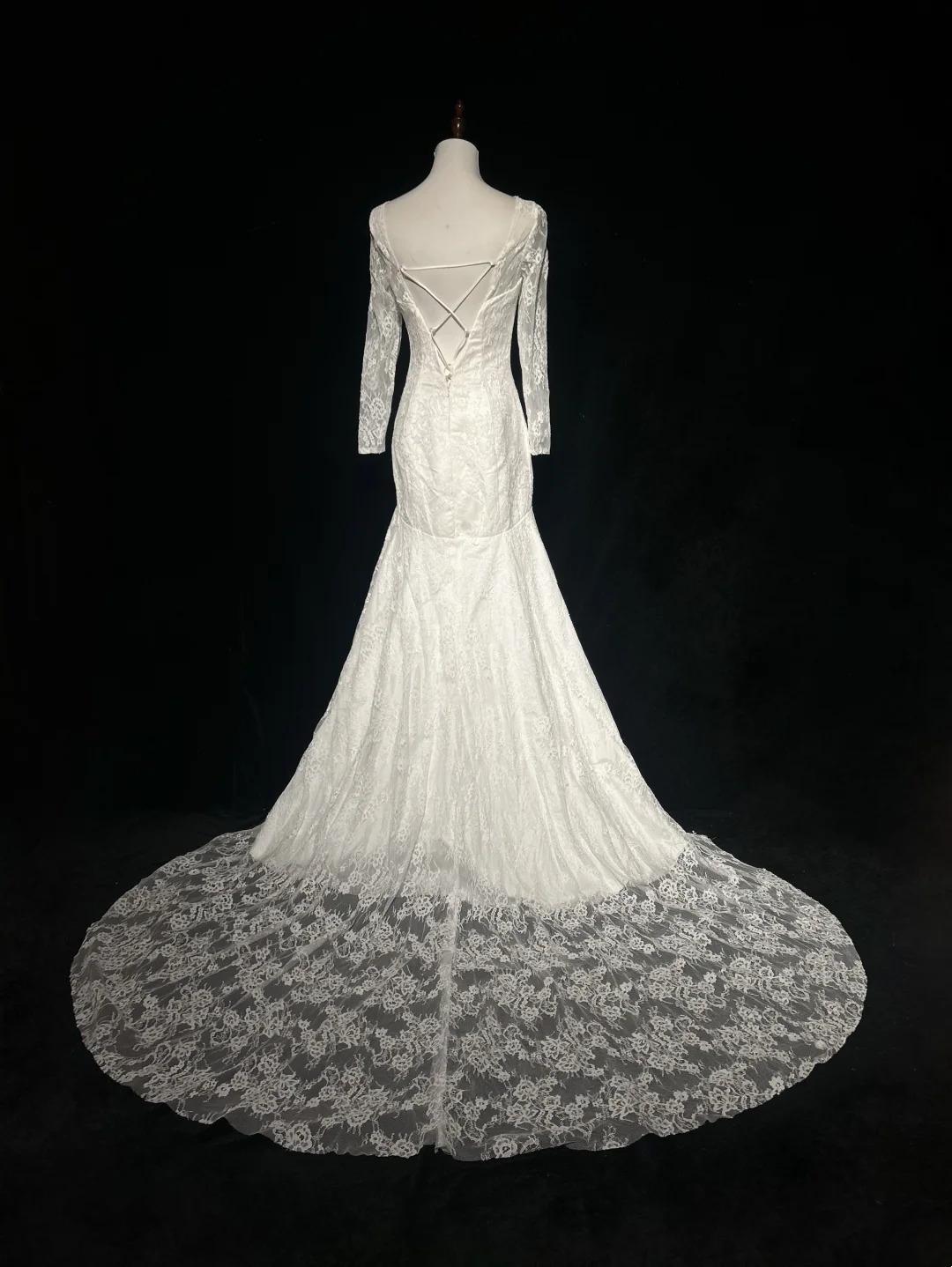 Vintage Wedding Dress 1970s Mermaid Scoop Neck Long Sleeves Lace White Long Wedding Dresses Bridal Gowns Elegant Brides Gown DH563