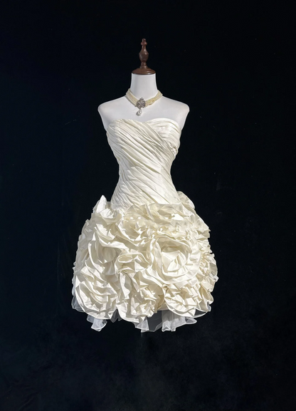 Vintage Ball Gown Sweetheart Taffeta White Sleeveless Mini Short Formal 8th Grade Homecoming Dresses Summer Middle School Hoco Dress Homecoming Outfits DH661