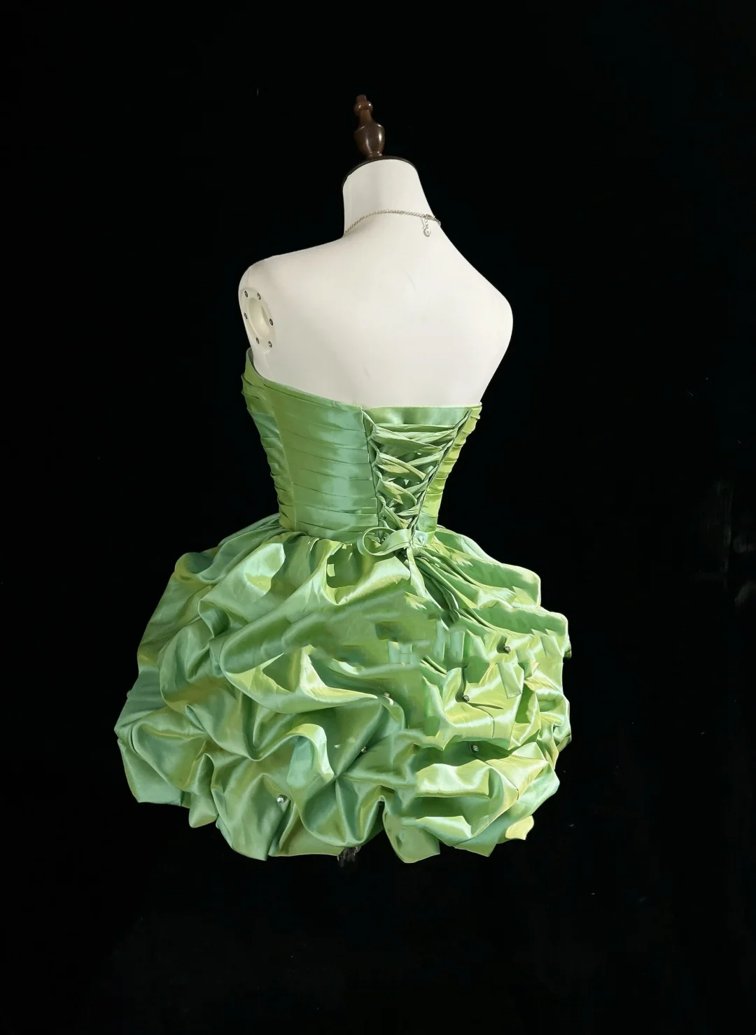 Vintage Ball Gown Sweetheart Taffeta Green Sleeveless Mini Short Formal 8th Grade Homecoming Dresses Summer Middle School Hoco Dress Homecoming Outfits DH669