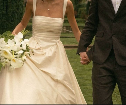 Unique Wedding Dress Ball Gown Square Neck Satin Long Wedding Dresses Bridal Gowns Elegant Brides Gown DH723