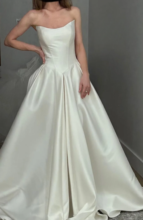Classy Elegant Wedding Dress Ball Gown Strapless Satin White Wedding Dresses Bridal Gowns DH729