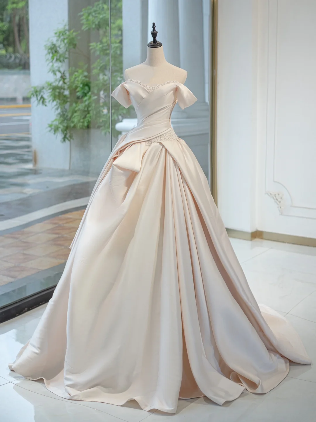 Timeless Bridal Gown Ball Gown Off The Shoulder Satin Long Light Pink Wedding Dresses Elegant Brides Gowns DH731