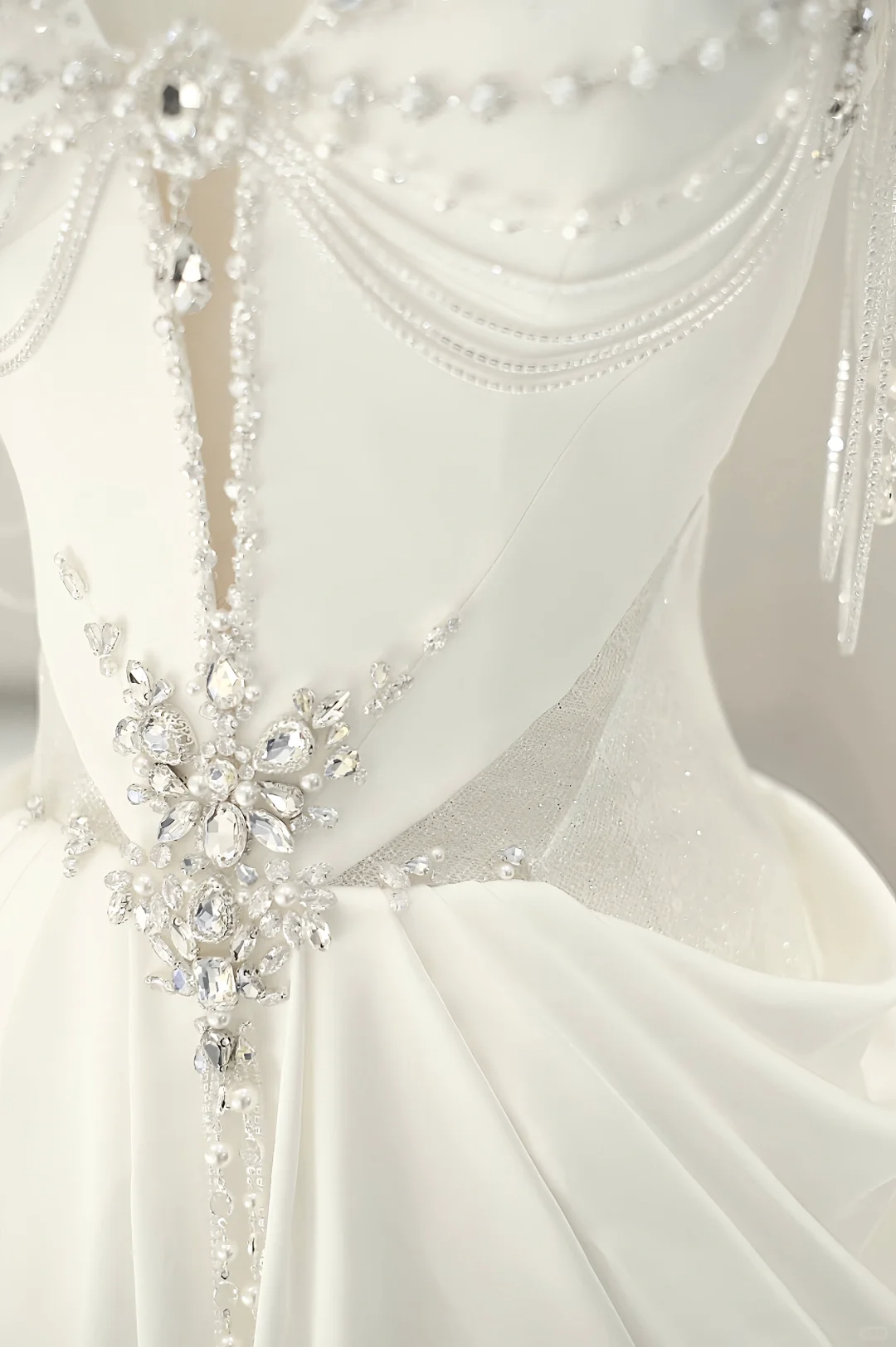 Unique Bridal Gown A Line Sweetheart White Satin Long Wedding Dresses With Silver Beads Elegant Brides Gowns DH738