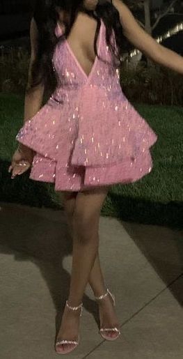 Pretty Ball Gown Halter Pink Sequin Short Formal 8th Grade Homecoming Dresses Summer Middle School Hoco Dress Homecoming Outfits DH820
