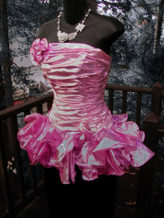 Pretty Ball Gown Strapless Pink Satin Short Formal 8th Grade Homecoming Dresses Summer Middle School Hoco Dress Homecoming Outfits DH829