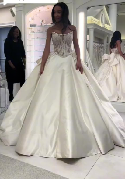 Ethereal Wedding Dress Ball Gown Strapless Lace Long White Wedding Dresses Bridal Gowns DH857