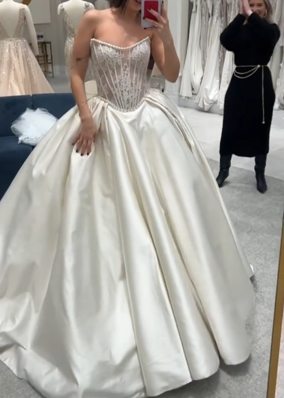 Ethereal Wedding Dress Ball Gown Strapless Lace Long White Wedding Dresses Bridal Gowns DH857