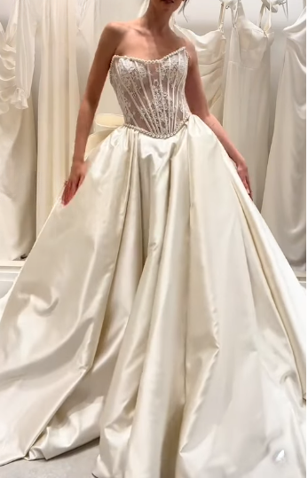 Ethereal Wedding Dress Ball Gown Strapless Lace Long White Wedding Dresses Bridal Gowns DH857