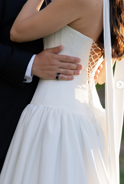 Classic Bridal Gown Ball Gown Strapless Sleeveless Satin Long White Wedding Dresses Elegant Bridal Gowns DH861