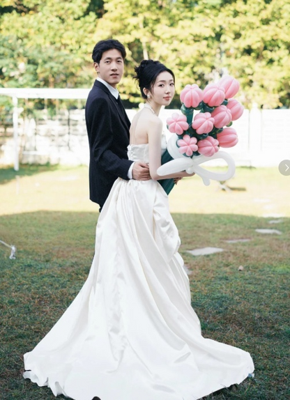 Timeless Bridal Dress Ball Gown Strapless Satin White Wedding Dresses Elegant Bridal Gowns DH898