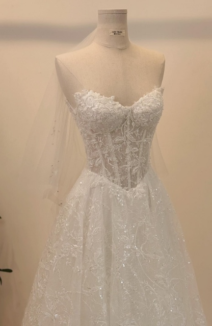 Timeless Bridal Gown Ball Gown Off The Shoulder White Lace Appliques Long Sleeves Wedding Dresses Elegant Bridal Gowns DH952