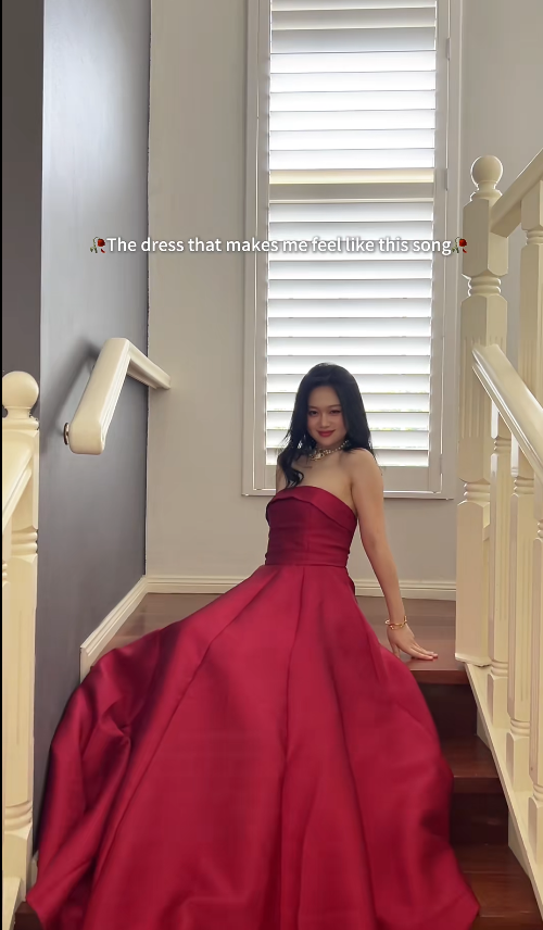 Sexy A-Line Burgundy Long Prom Dresses; Sleeveless Satin Burgundy Evening Dresses DP04030