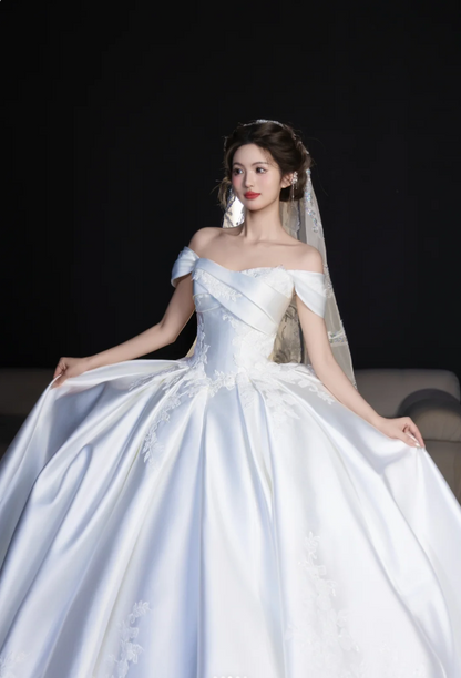 Modest Off-Shoulder Ball Gown Satin Long Wedding Dresses Appliqué White Bridal Dresses Short-Sleeve Bridal Gowns DP04038
