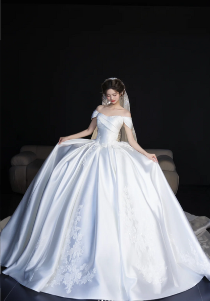 Modest Off-Shoulder Ball Gown Satin Long Wedding Dresses Appliqué White Bridal Dresses Short-Sleeve Bridal Gowns DP04038