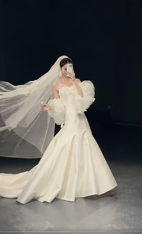 Modest A-Line Satin Long Wedding Dresses, Strapless White Bridal Dresses, Sleeveless Bridal Gowns DP04039