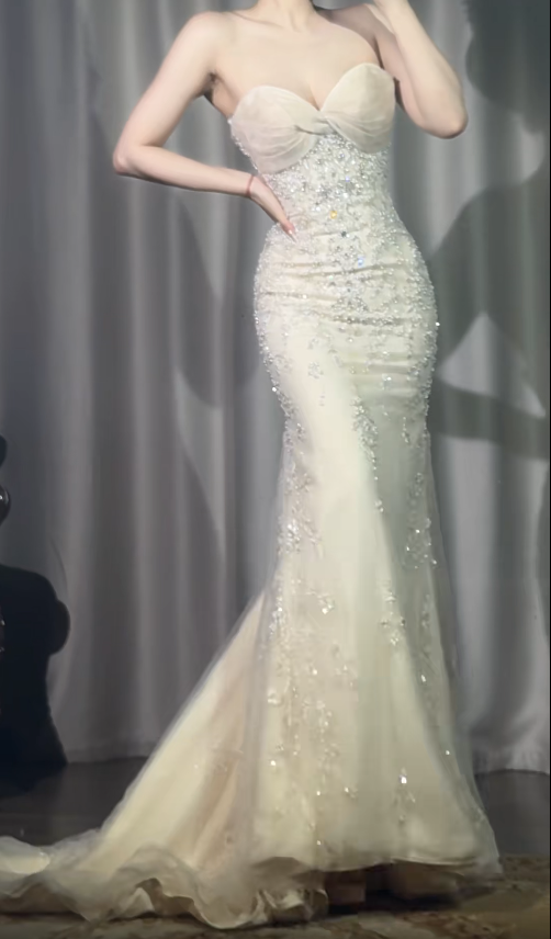 Elegant Strapless Sheath Long Evening Dresses Beaded Tulle Prom Dresses Sleeveless Party Dresses DP04109