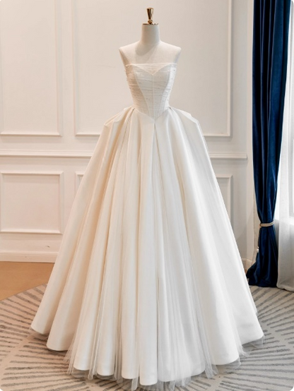 Simple Strapless A-Line Long Wedding Dresses Tulle Ivory Bridal Dresses Sleeveless Bridal Gowns DP04132