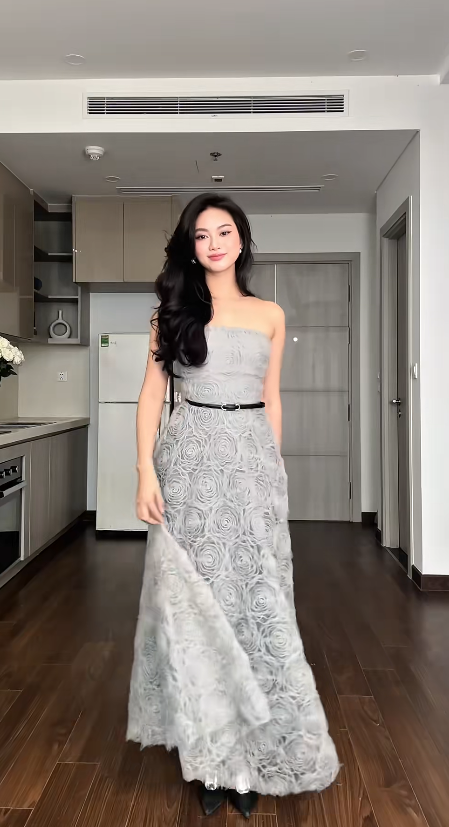 Chic Sheath Long Prom Dresses Tulle Gray Evening Gowns  Strapless Birthday Dresses DP04144