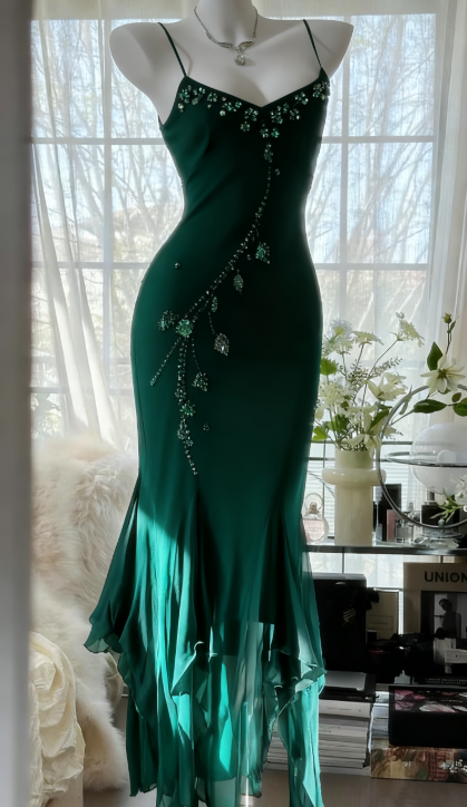 Chic Spaghetti Straps Sheath Long Prom Dresses Chiffon Beaded Dark Green Evening Gowns  Sleeveless Birthday Dresses  DP04173
