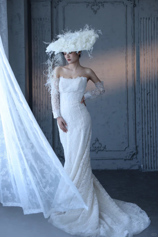 Elegant Sheath Long Wedding Dresses Lace Appliques White Bridal Gowns Sleeveless Bridal Dresses DP04182