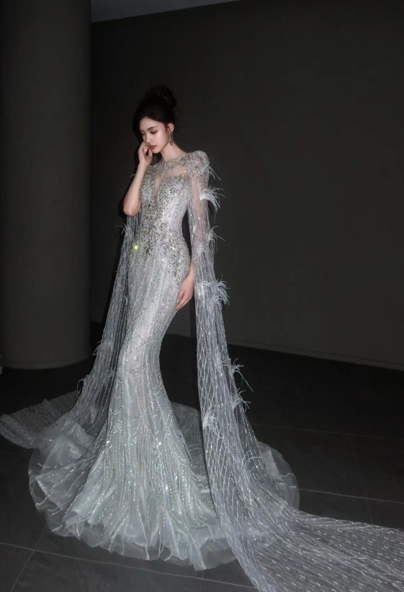 Süßes Ballkleid Spaghettiträger Silbergrau Mini Kurzes Formales Homecoming-Kleid Party Kurzes Ballkleid Hoco Kleider DH2684