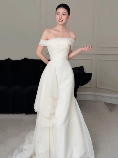 Süßes Ballkleid Spaghettiträger Silbergrau Mini Kurzes Formales Homecoming-Kleid Party Kurzes Ballkleid Hoco Kleider DH2684