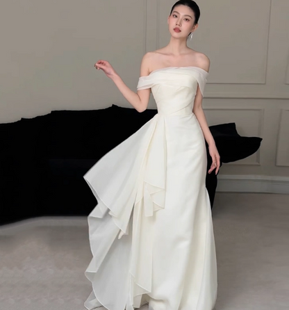 Süßes Ballkleid Spaghettiträger Silbergrau Mini Kurzes Formales Homecoming-Kleid Party Kurzes Ballkleid Hoco Kleider DH2684