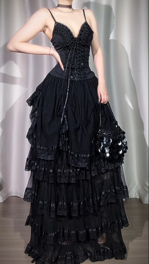 Fashion Spaghetti Straps A-Line Long Prom Dresses Tiered Lace Black Evening Dresses Black Christmas Dresses DP04222