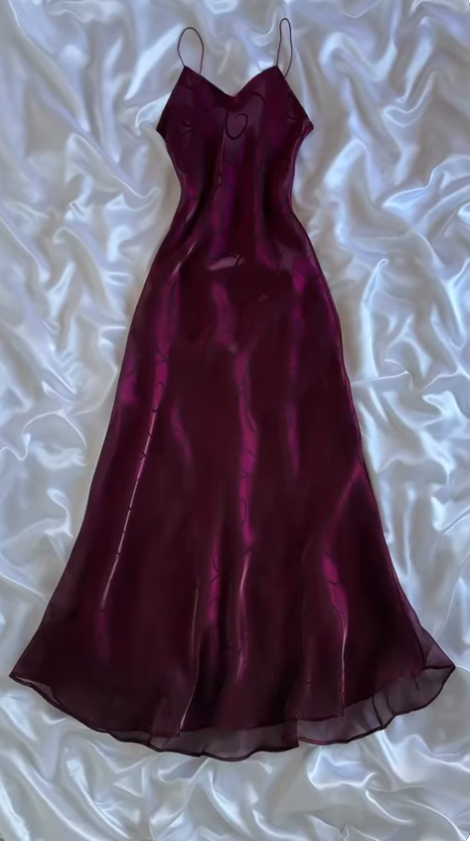 Elegant Spaghetti Straps Sheath Long Prom Dresses Satin Grape Evening Dresses Sleeveless Formal Dresses DP04262