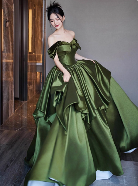 Elegant Off-shoulder A-Line Long Prom Dresses Satin Sleeveless  Evening Dresses Green Sweet 16 Dresses DP04269