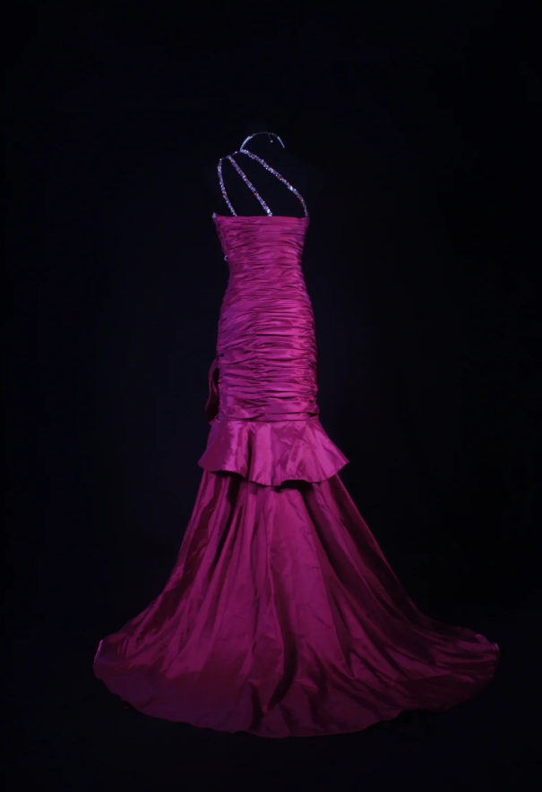 Elegant One-shoulder Sheath Long Prom Dresses Beaded Satin Fuchsia Evening Dresses Sleeveless Birthday Dresses  DP04271